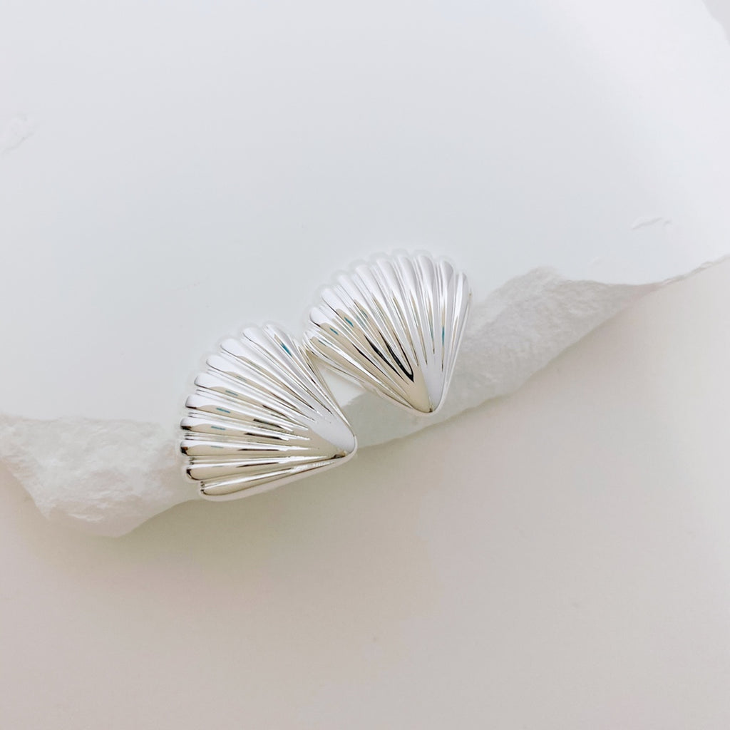 Shell-Shape Drop Earrings — 18K Gold Vermeil & Sterling Silver | SENLORE