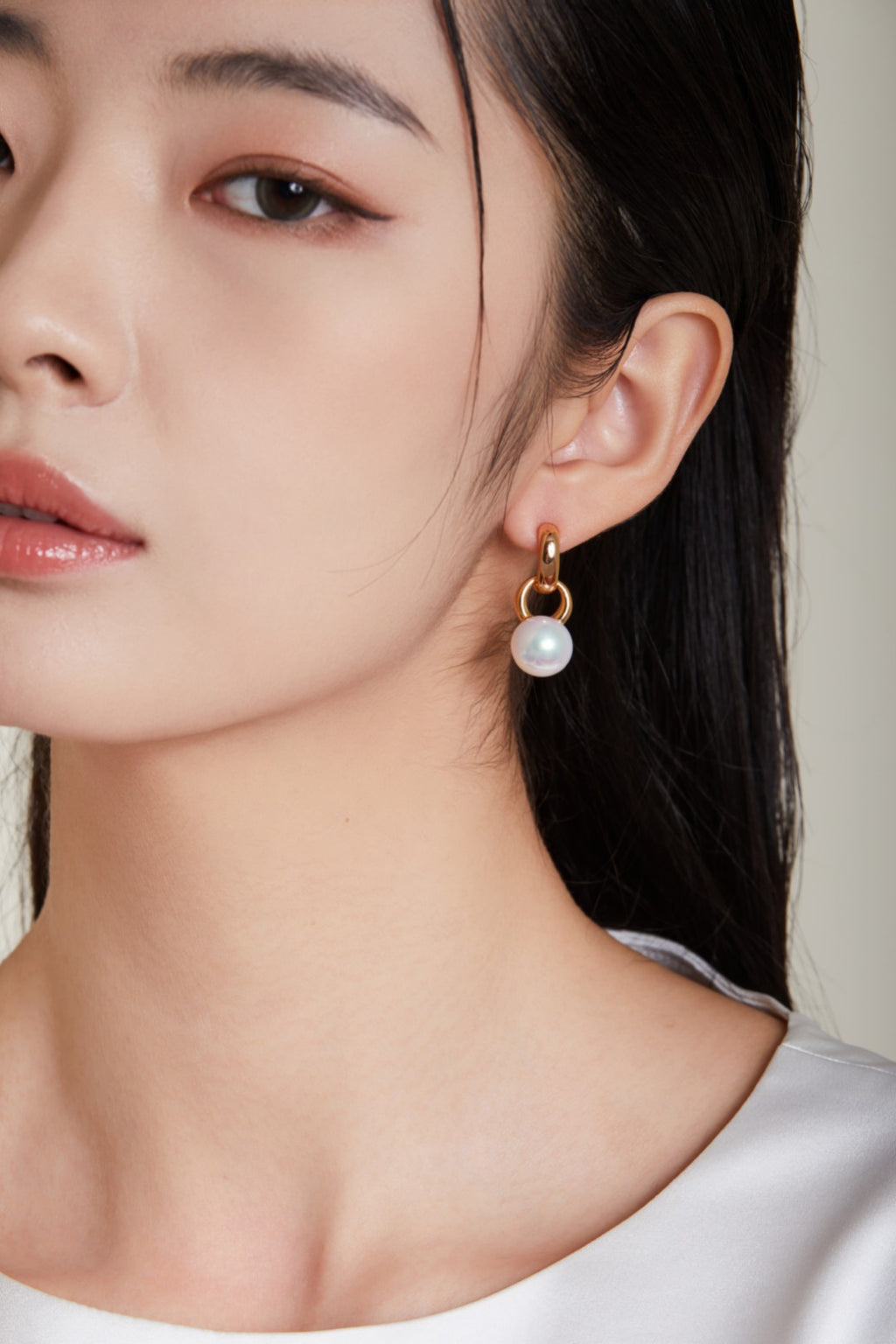Mother-of-Pearl Drop Earrings — Mother-of-Pearl & 18K Gold Vermeil | SENLORE