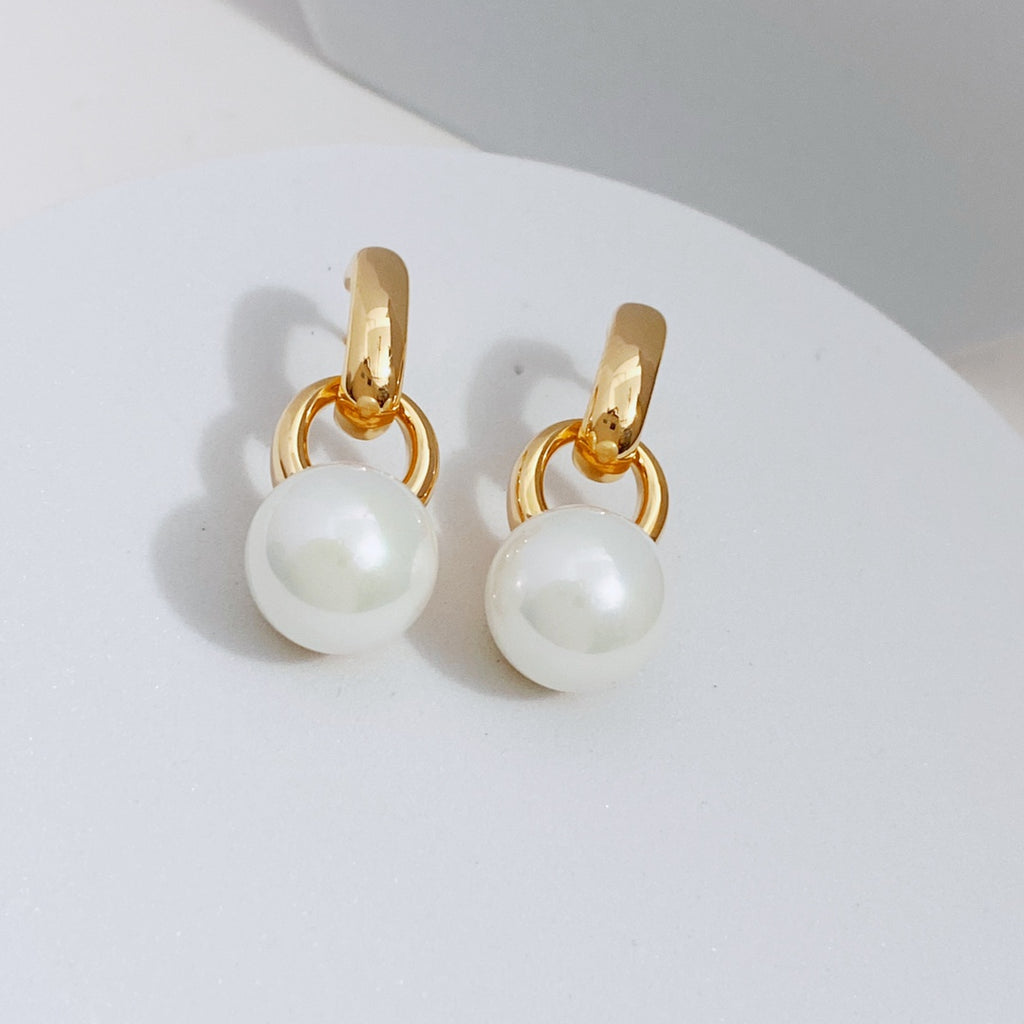 Mother-of-Pearl Drop Earrings — Mother-of-Pearl & 18K Gold Vermeil | SENLORE