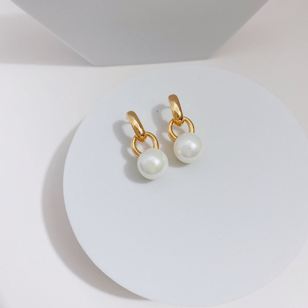 Mother-of-Pearl Drop Earrings — Mother-of-Pearl & 18K Gold Vermeil | SENLORE
