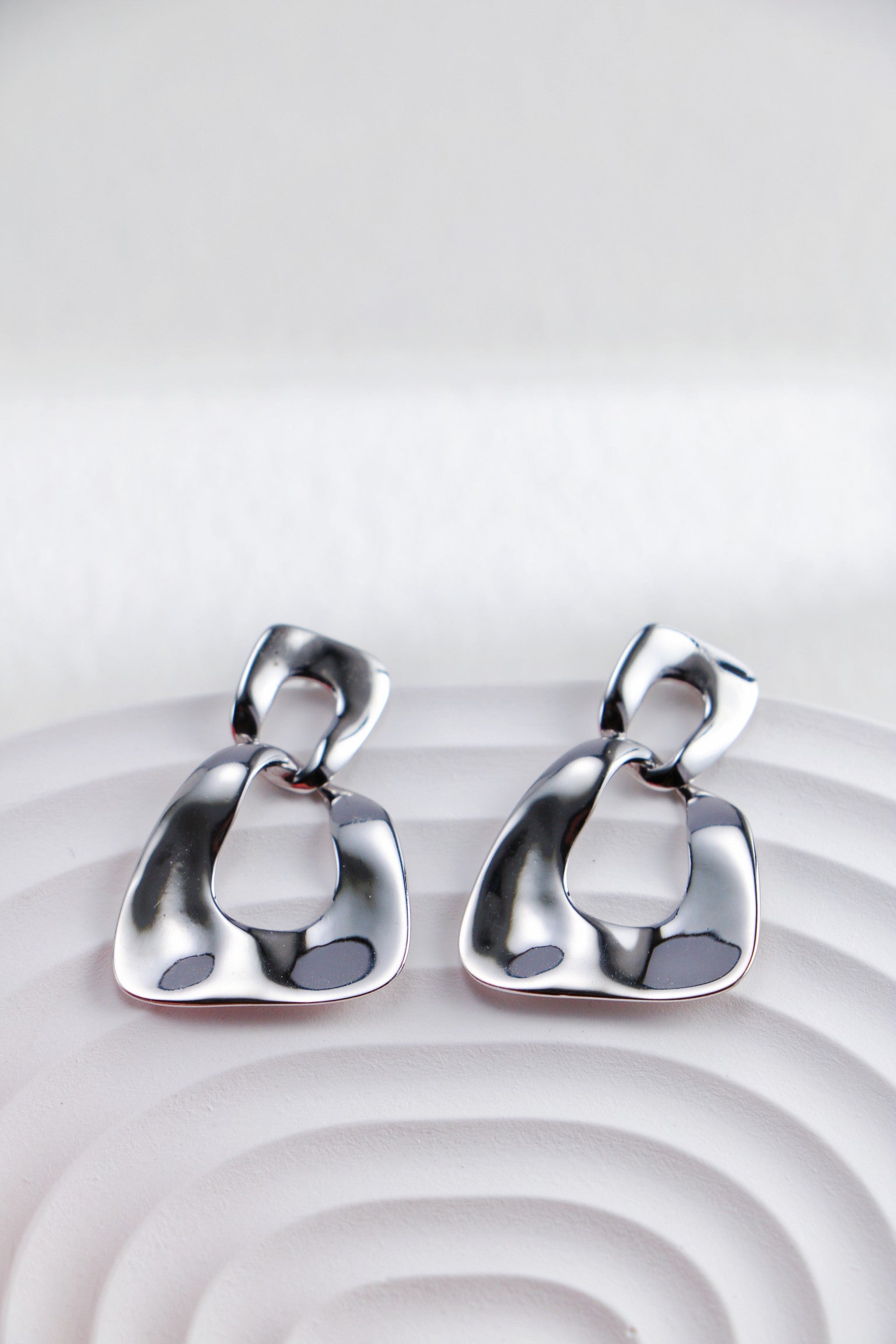 Minimalist Hoop Earrings — Sterling Silver Hoop | SENLORE