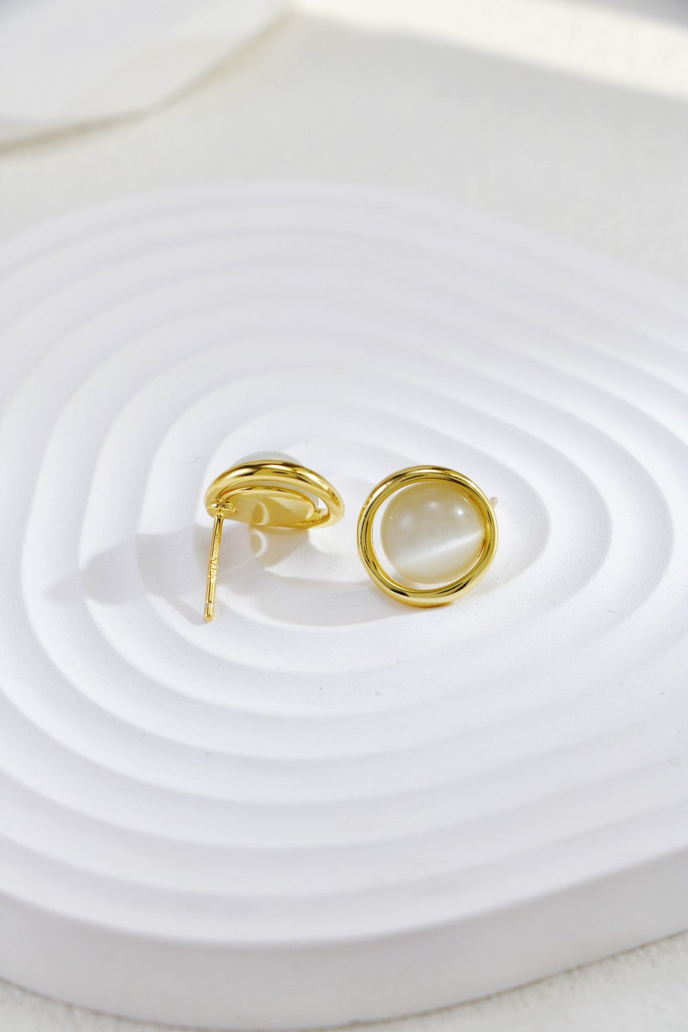 Cat's Eye Drop Earrings — Cat's Eye & 18K Gold Vermeil | SENLORE
