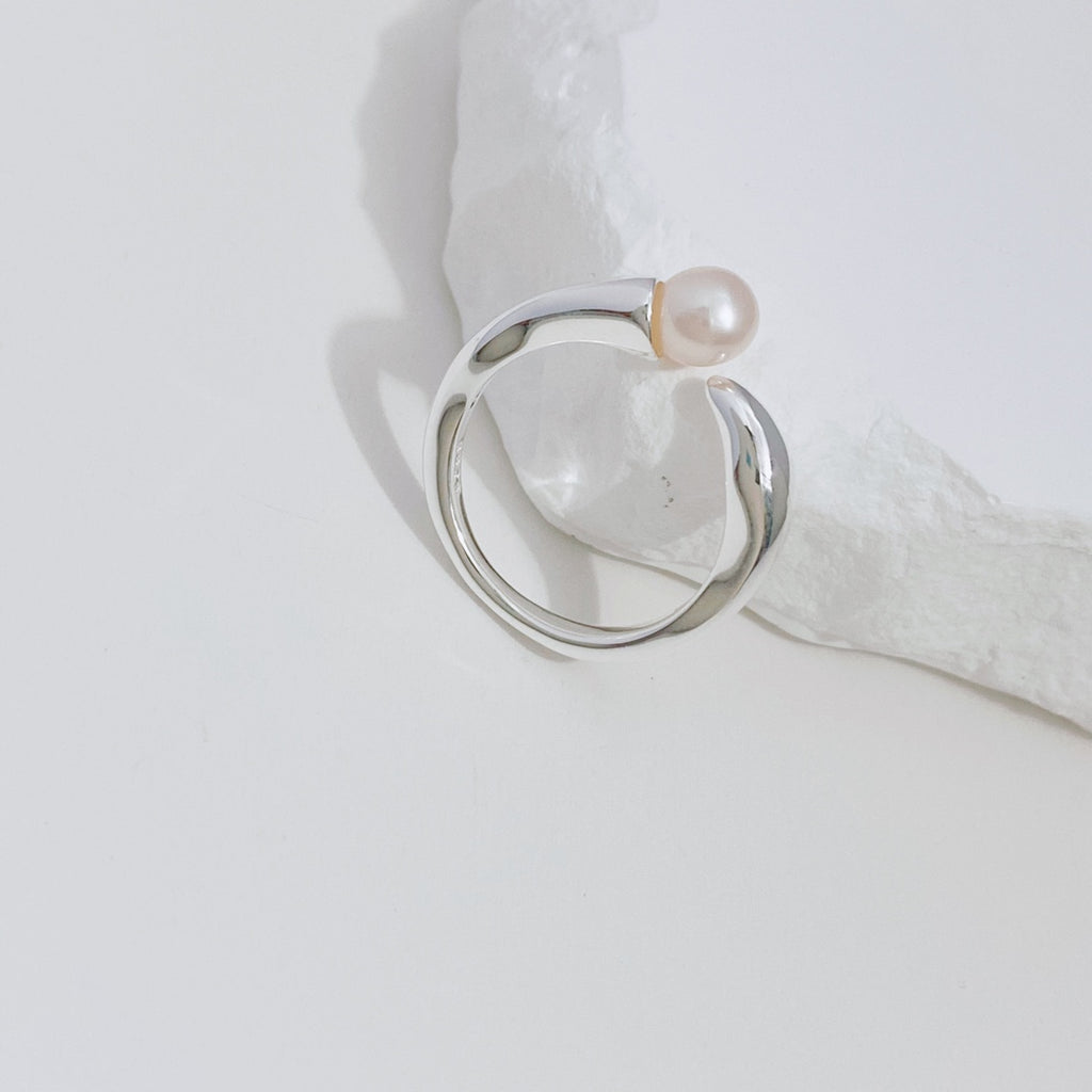 Freshwater Pearl Open Ring — Pearl & Sterling Silver | SENLORE