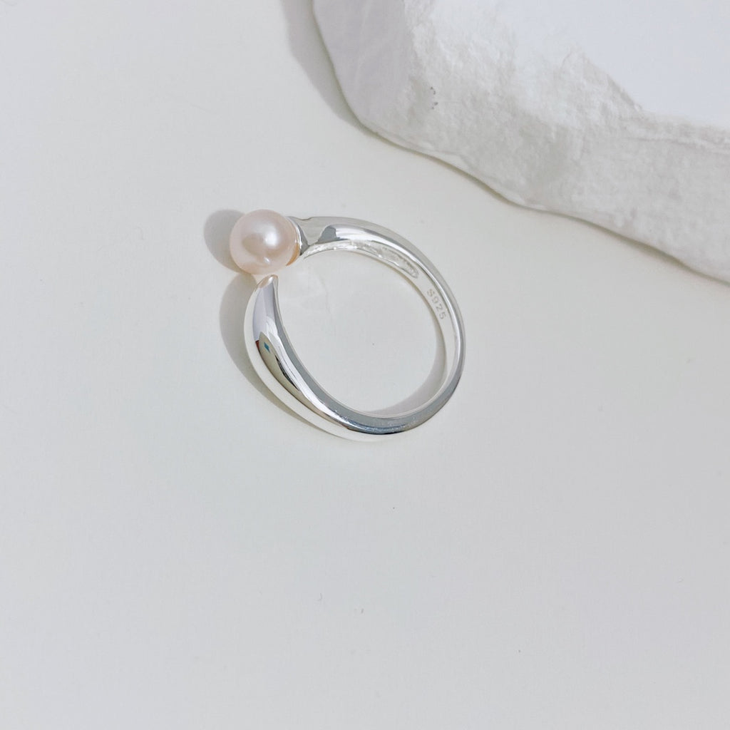 Freshwater Pearl Open Ring — Pearl & Sterling Silver | SENLORE