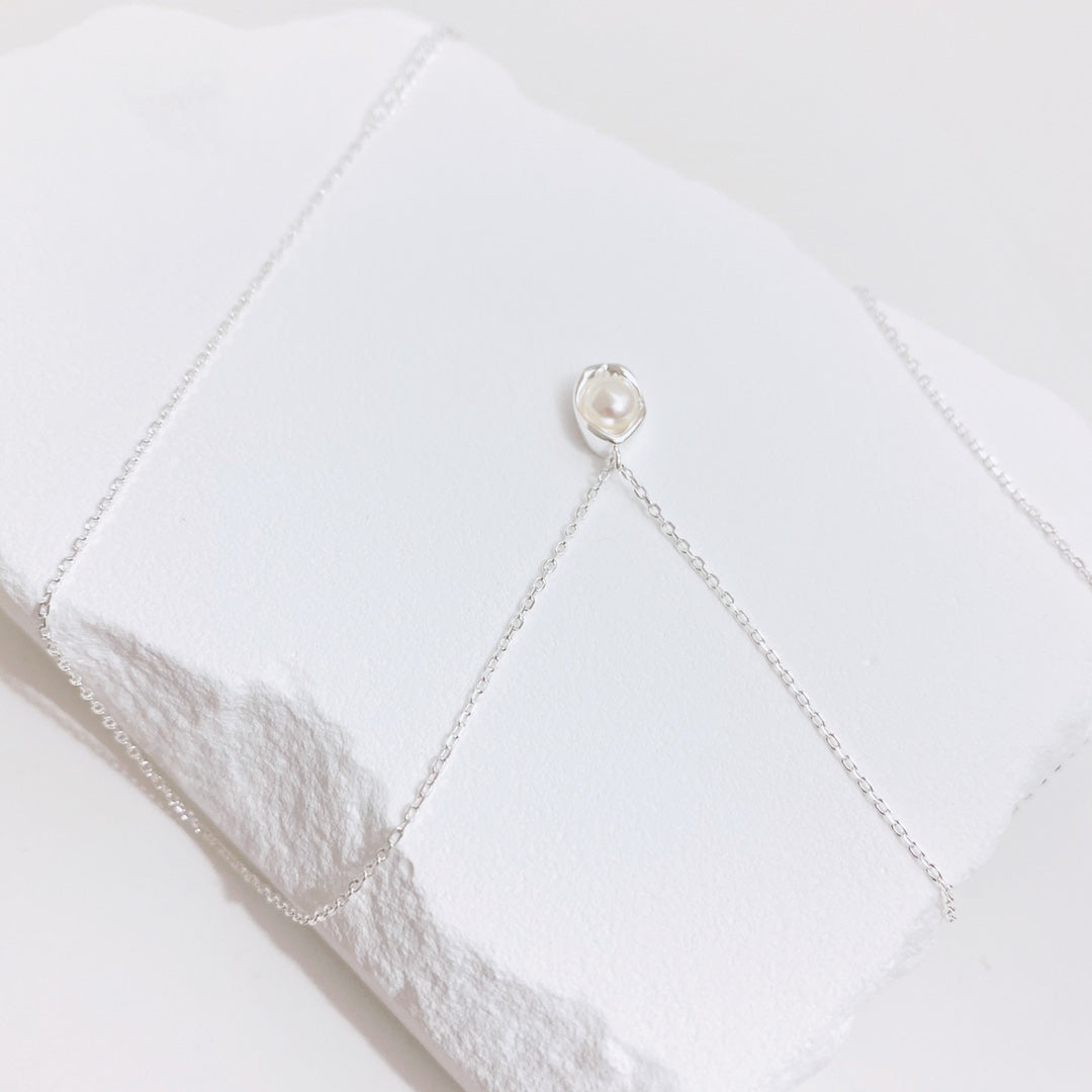 Freshwater Pearl Necklace — Pearl & Sterling Silver | SENLORE