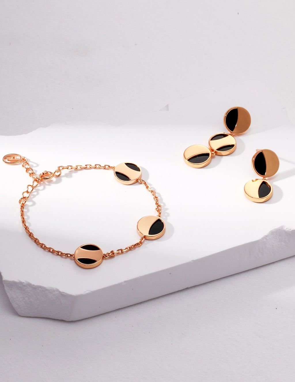 Agate Long Chain Necklace — 18K Gold Vermeil, agate | SENLORE