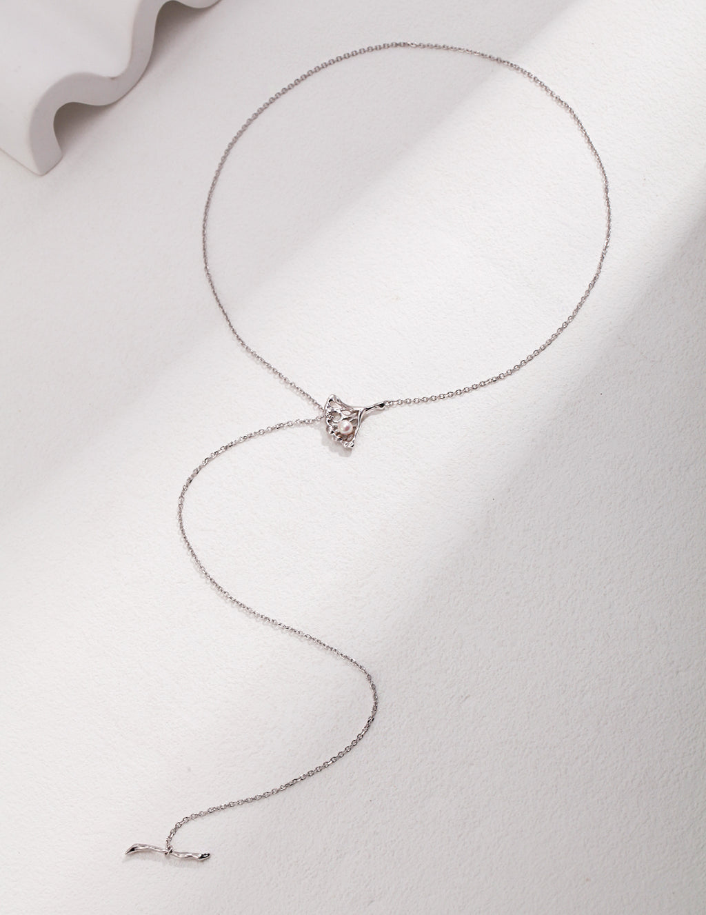 Ginkgo Leaf Pearl Necklace — Sterling Silver, 18K Gold Vermeil, natural freshwater pearl | SENLORE
