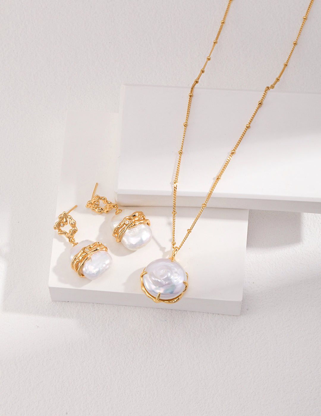 Baroque Vine Pearl Necklace — 18K Gold Vermeil, natural baroque pearl | SENLORE