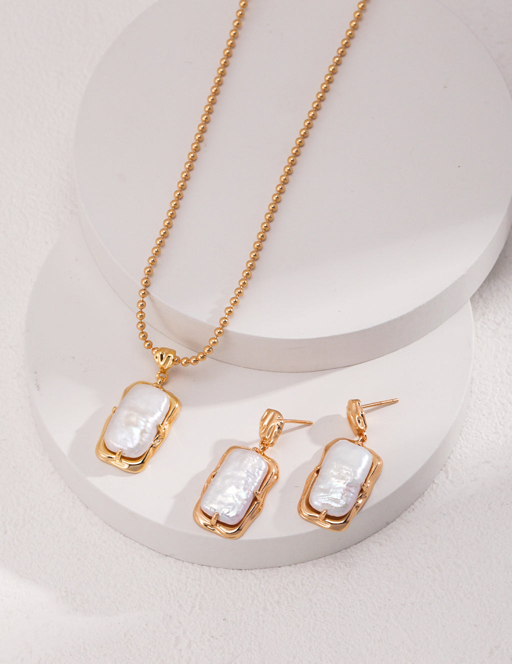 Square Baroque Pearl Necklace — 18K Gold Vermeil, natural baroque pearl | SENLORE