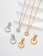 SENLORE Elegant Sterling Silver Necklace – Lifestyle Shot