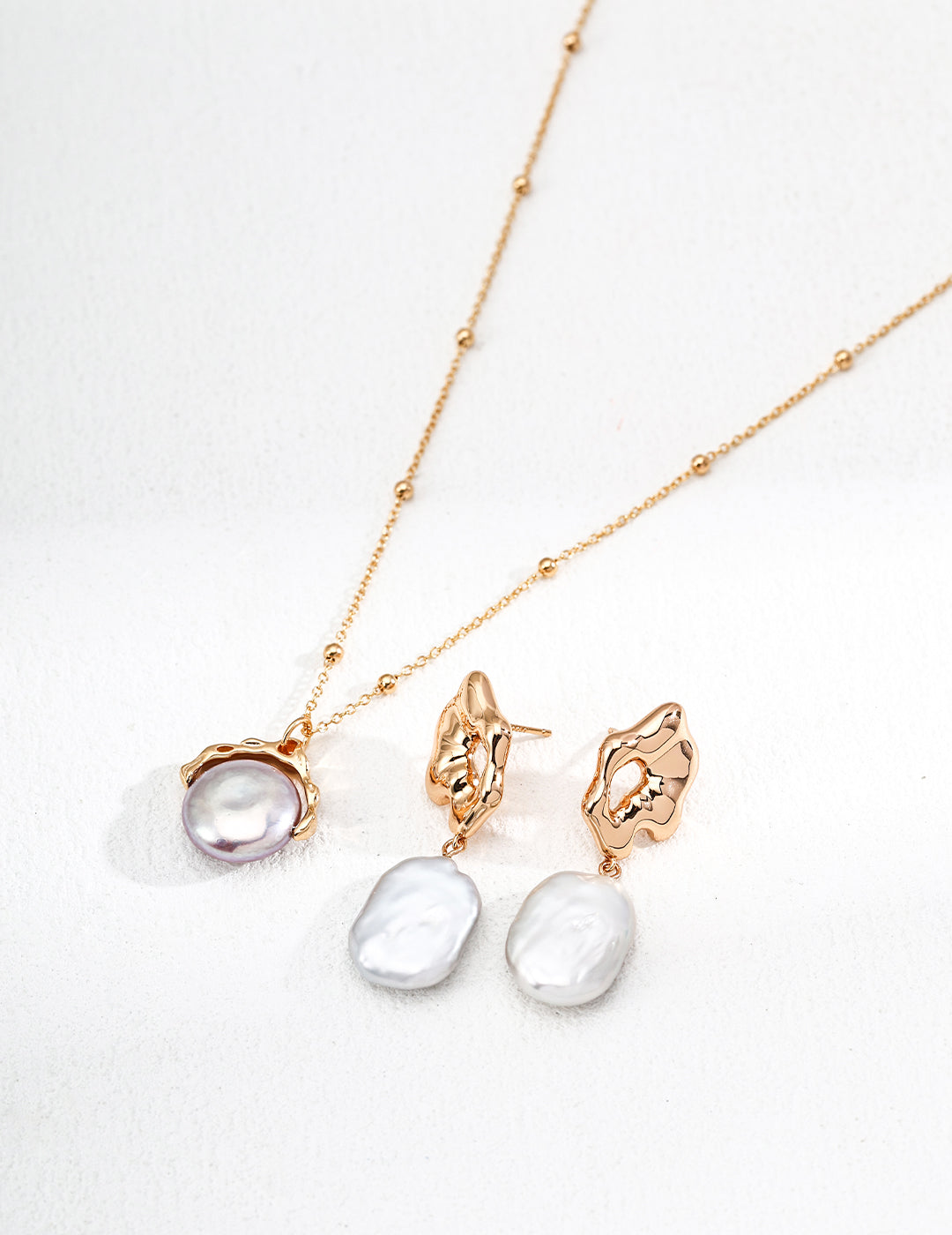 Button Pearl Necklace — 18K Gold Vermeil, natural freshwater pearl | SENLORE