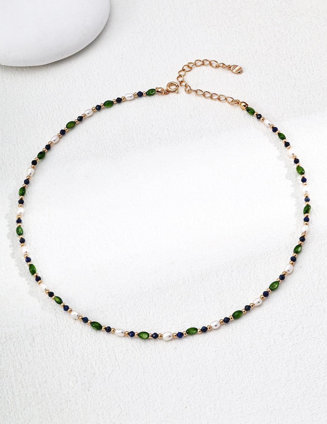 SENLORE Celestial Iridescent Necklace – Detail Close-up