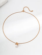 SENLORE Vintage Pearl Zircon Necklace – Detail Close-up