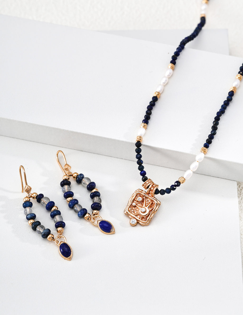SENLORE Star Wish Necklace – Front View