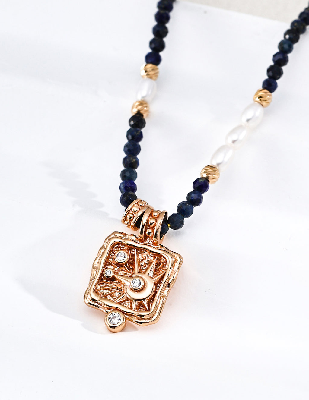 SENLORE Star Wish Necklace – Side View