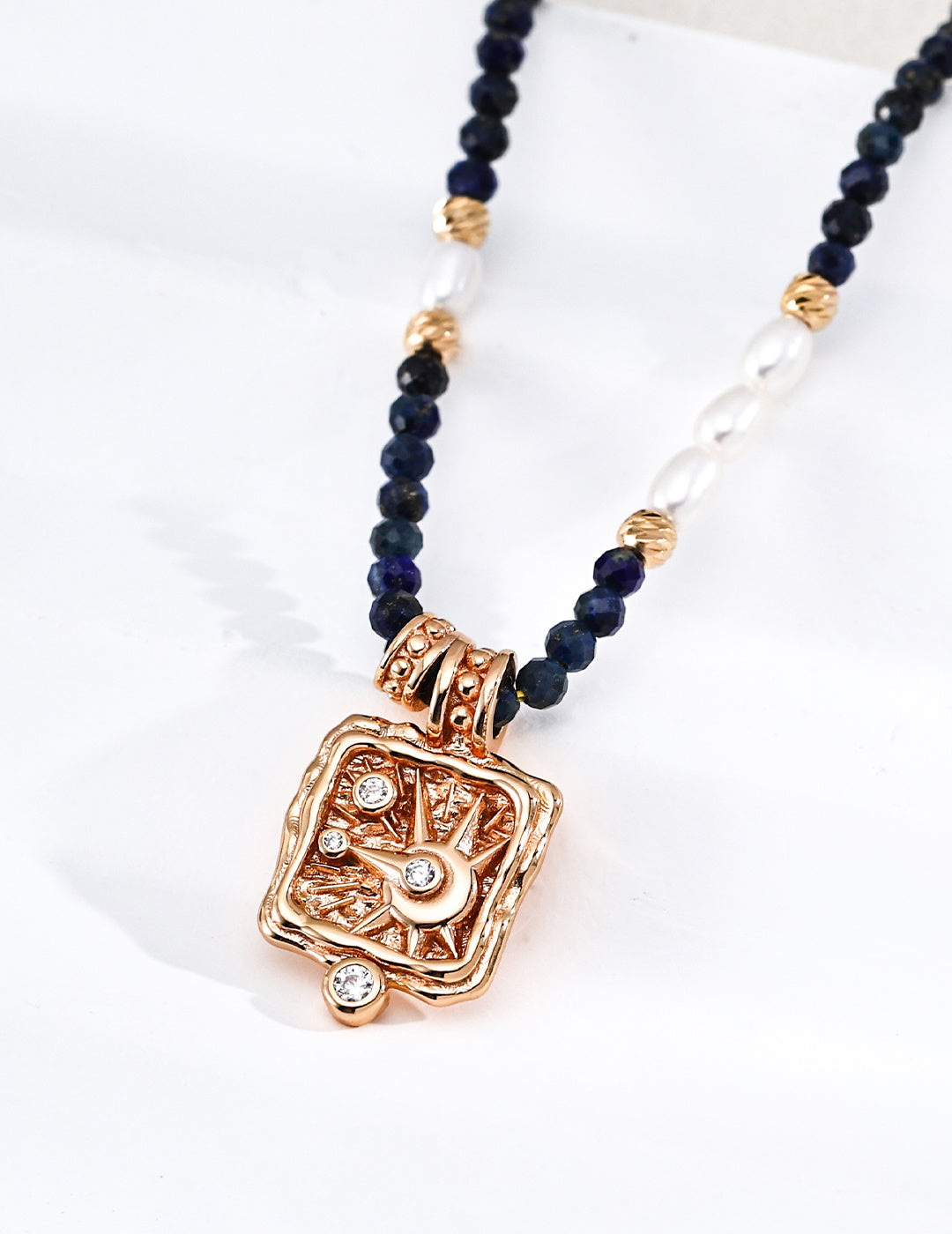 SENLORE Star Wish Necklace – Side View