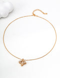 SENLORE Classic Four-Leaf Clover Necklace – Detail Close-up