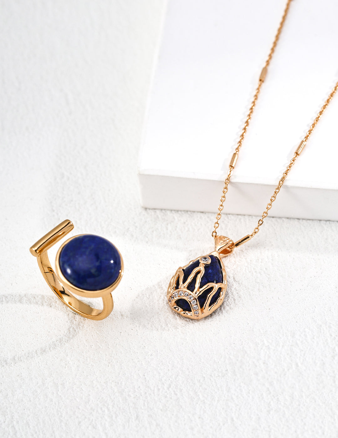 Crown Lapis Lazuli Necklace — 18K Gold Vermeil, lapis lazuli, cubic zirconia | SENLORE