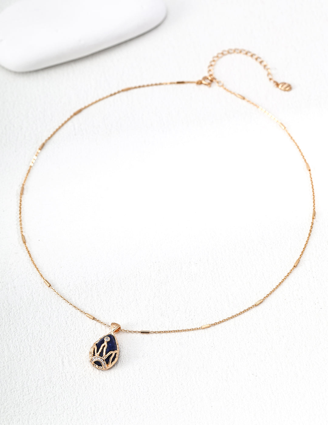 Crown Lapis Lazuli Necklace — 18K Gold Vermeil, lapis lazuli, cubic zirconia | SENLORE