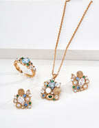 SENLORE Lush Forest Necklace – Front View