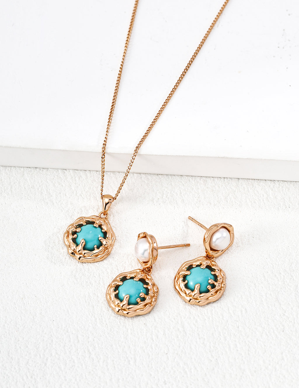 Coral Sea Turquoise Necklace — 18K Gold Vermeil, turquoise, tiger's eye | SENLORE