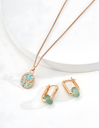 SENLORE Spring Elegance Pearl Necklace – Front View
