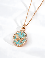 SENLORE Spring Elegance Pearl Necklace – Detail Close-up