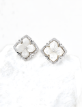 SENLORE Palace Style Clover Earrings – Detail Close-up