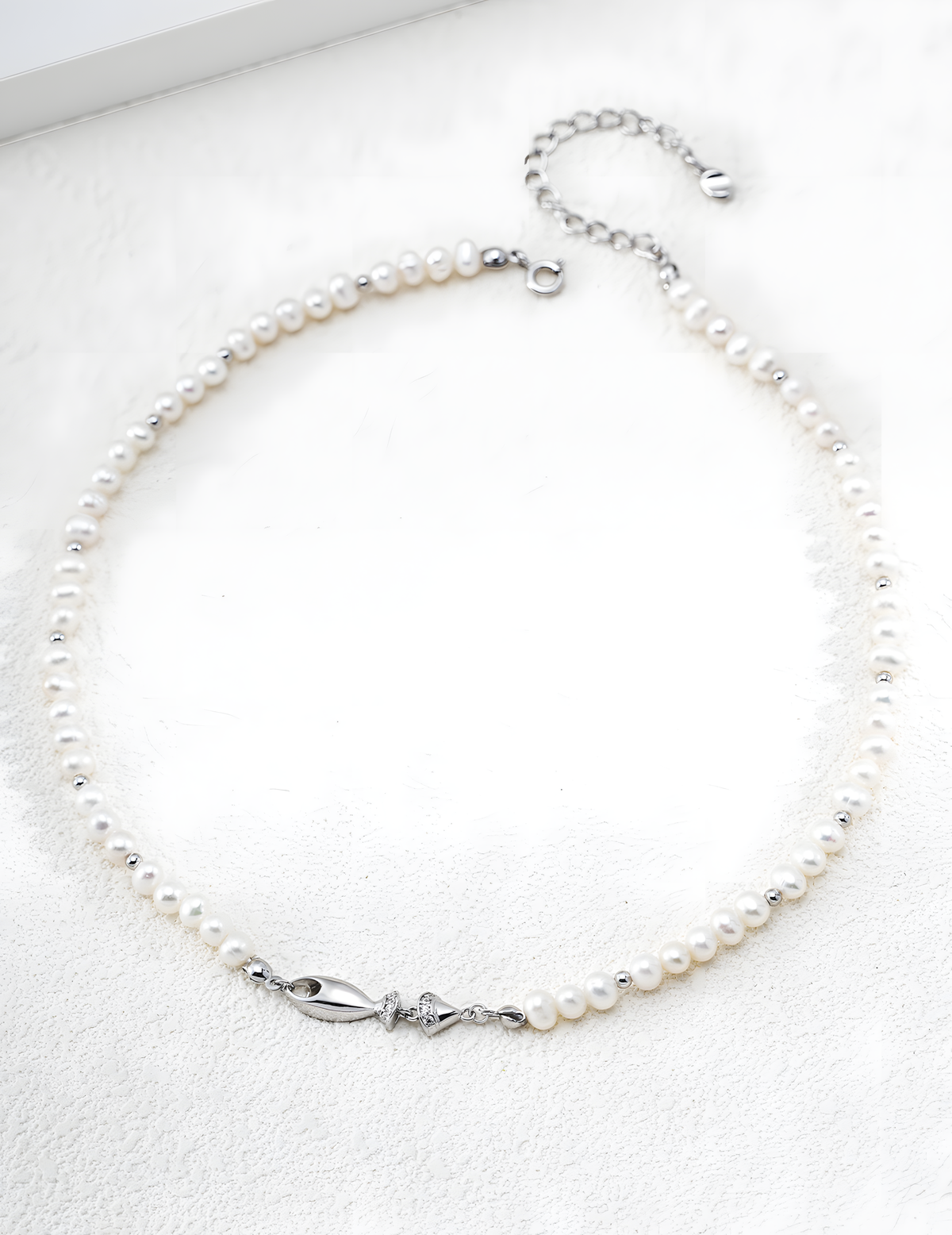 SENLORE Koi Pearl Necklace – Front View