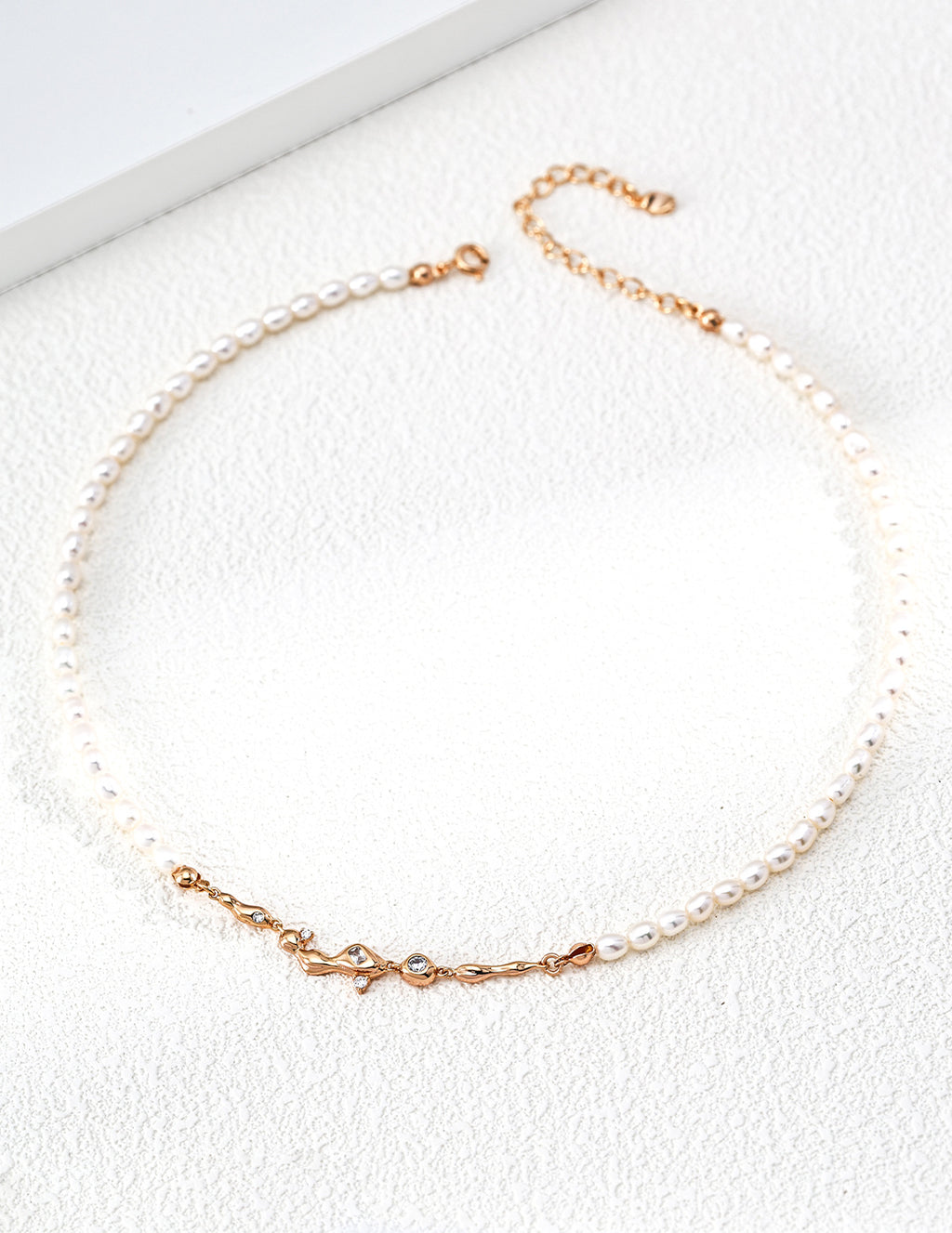 SENLORE Starry Dream River Necklace – Detail Close-up