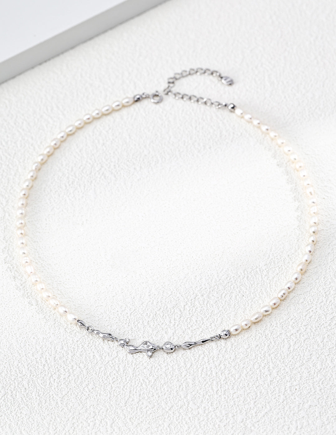 SENLORE Starry Dream River Necklace – Side View