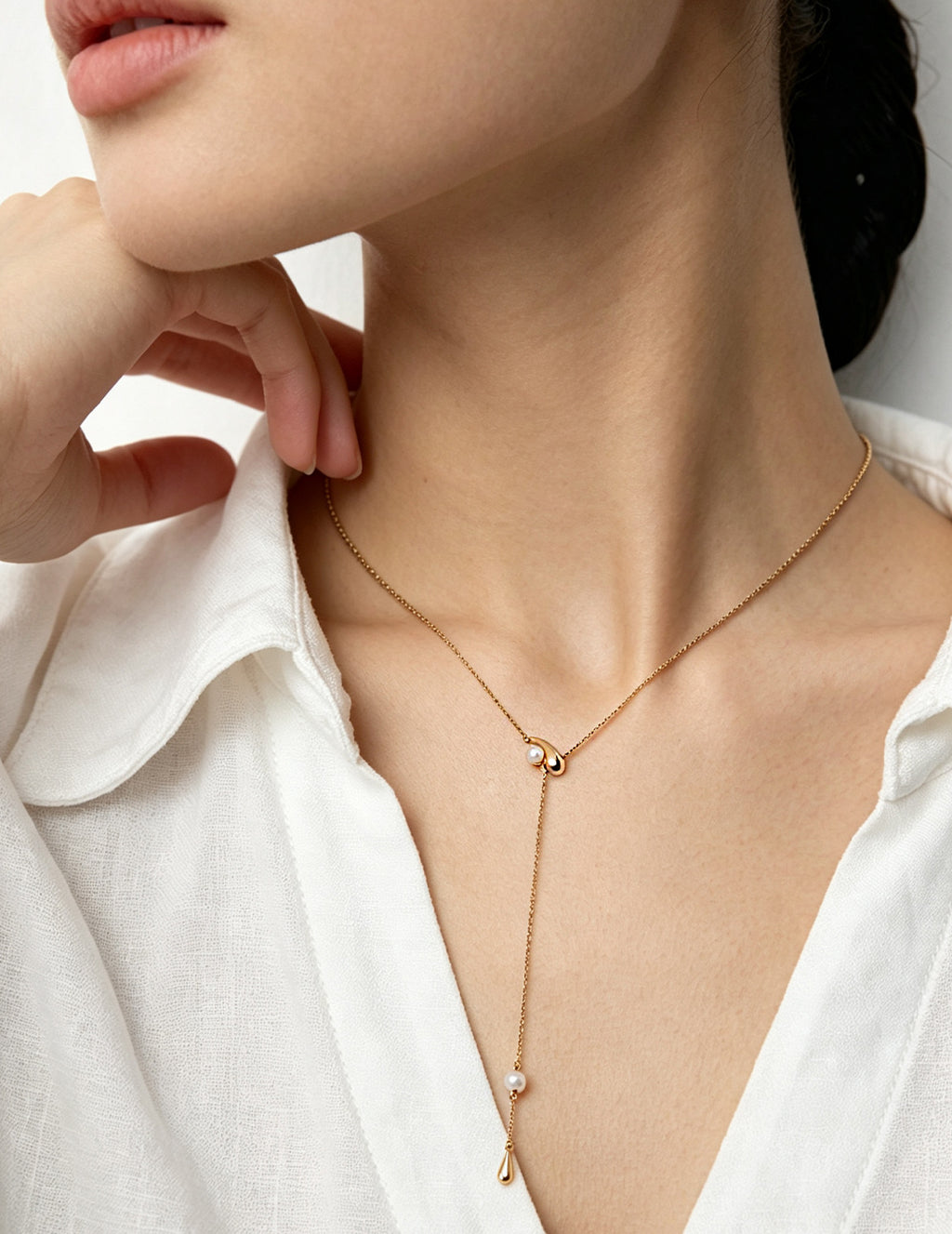 SENLORE Meteor Necklace – Front View