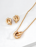 SENLORE Lucky Hoop Necklace – Front View
