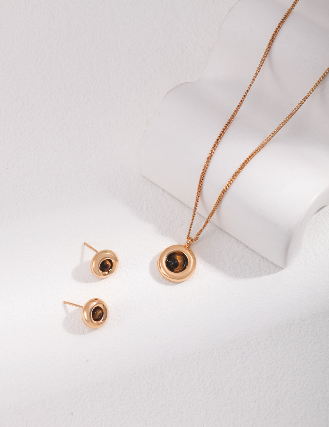 Simple Tiger's Eye Earrings — 18K Gold Vermeil, tiger's eye | SENLORE