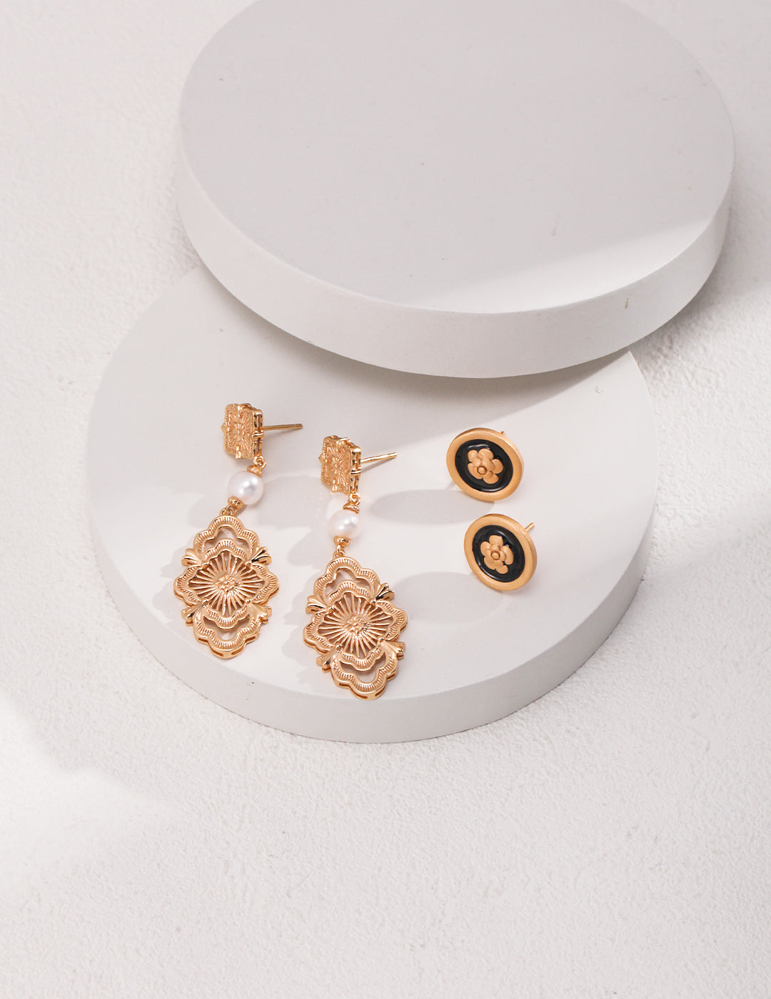 Court Openwork Pearl Earrings — 18K Gold Vermeil, natural freshwater pearl | SENLORE