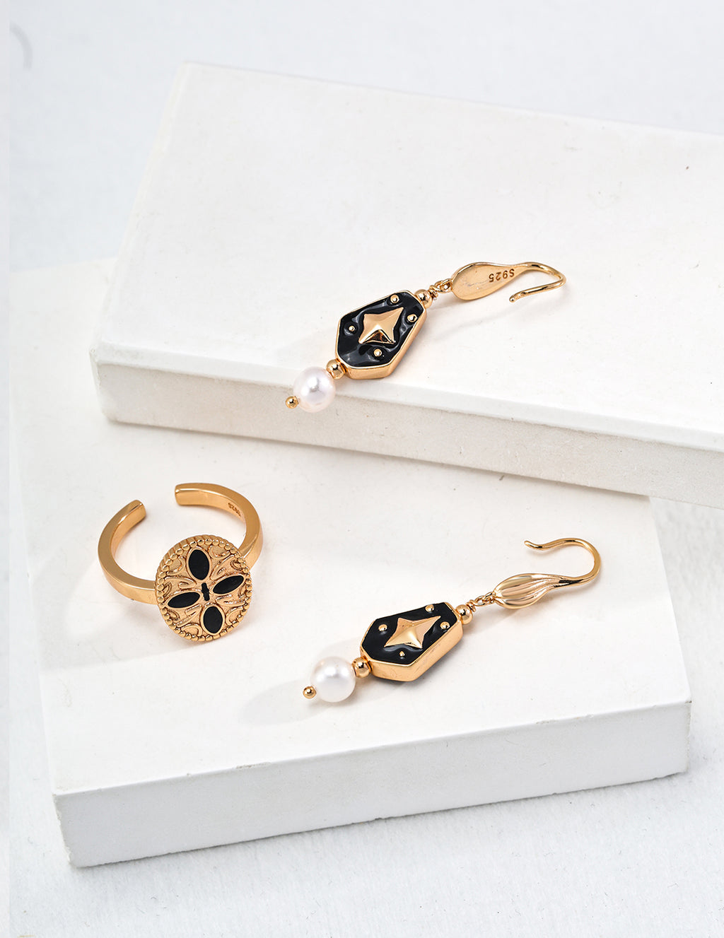 Enamel Pearl Earrings — 18K Gold Vermeil, natural freshwater pearl | SENLORE