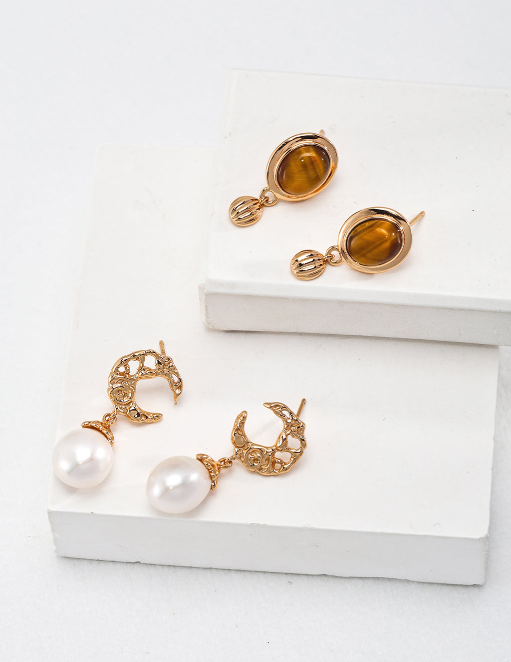 Simple Tiger's Eye Stud Earrings — 18K Gold Vermeil, tiger's eye | SENLORE