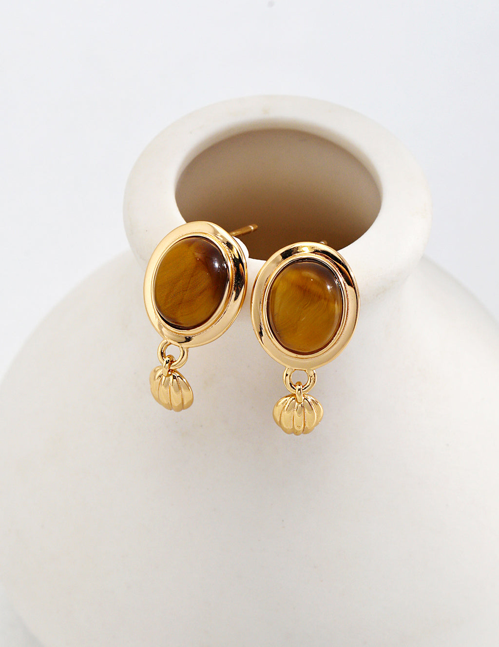 Simple Tiger's Eye Stud Earrings — 18K Gold Vermeil, tiger's eye | SENLORE