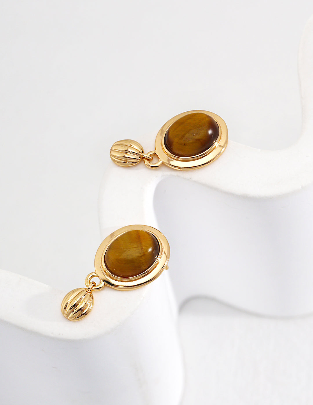 Simple Tiger's Eye Stud Earrings — 18K Gold Vermeil, tiger's eye | SENLORE