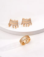 SENLORE Vintage Zircon Earrings – Lifestyle Shot