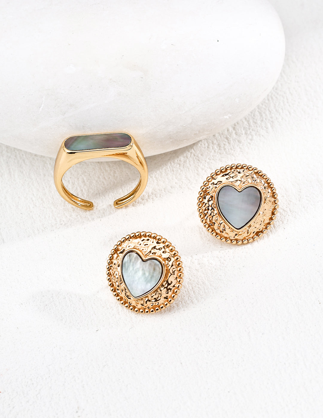 SENLORE Iridescent Shell Earrings – Lifestyle Shot