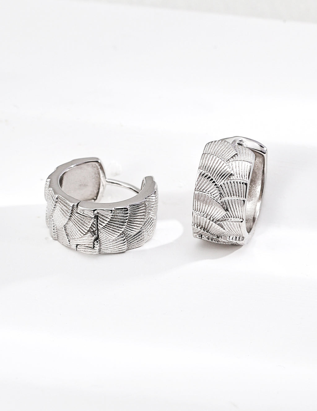 Dragon Scale Earrings — Sterling Silver, 18K Gold Vermeil | SENLORE