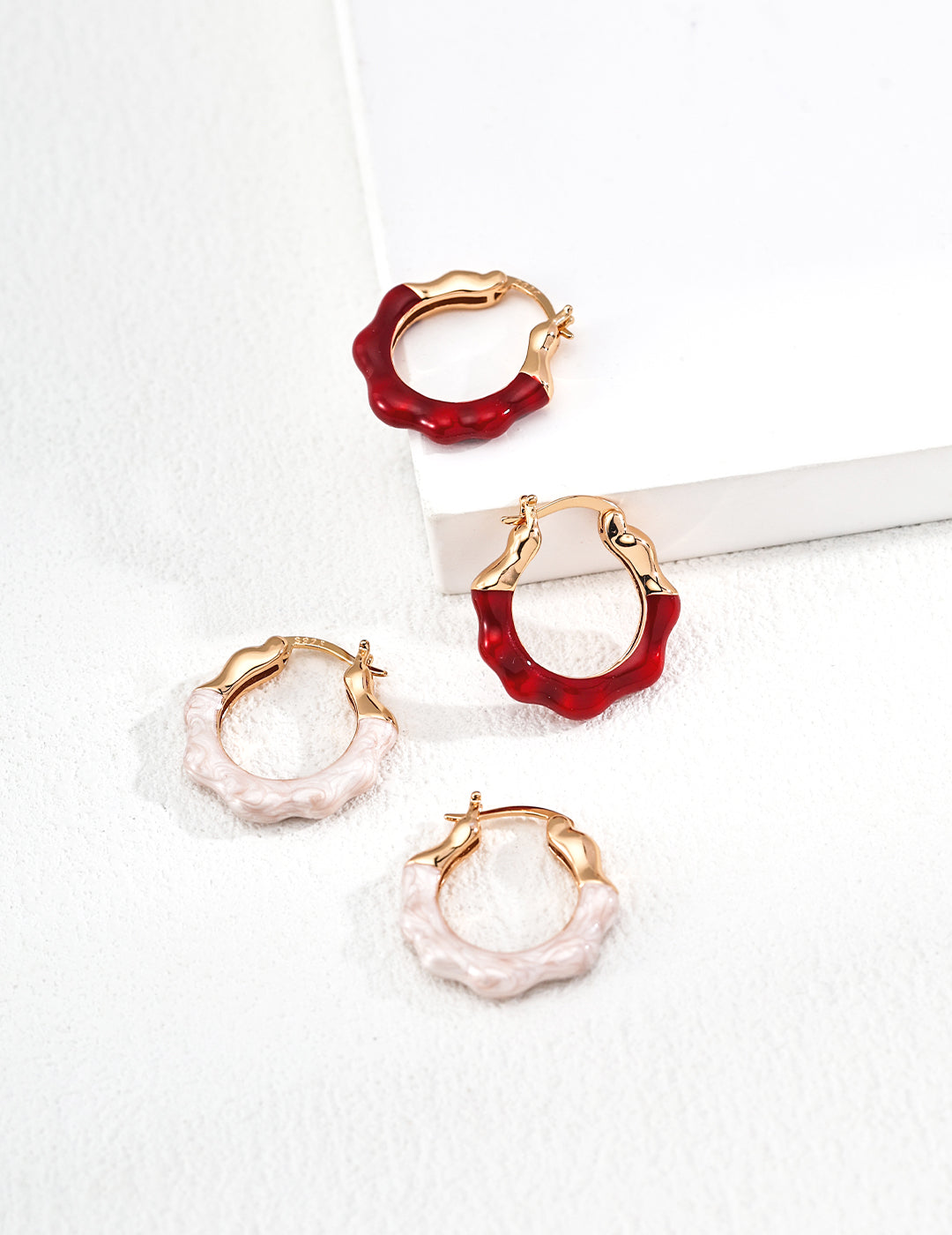 Simple Red Enamel Earrings — 18K Gold Vermeil | SENLORE