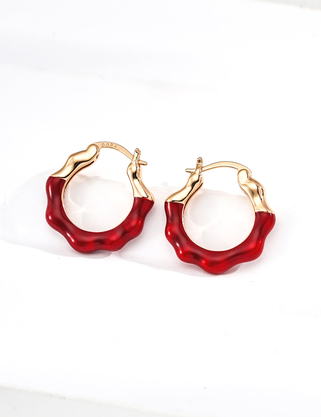 Simple Red Enamel Earrings — 18K Gold Vermeil | SENLORE