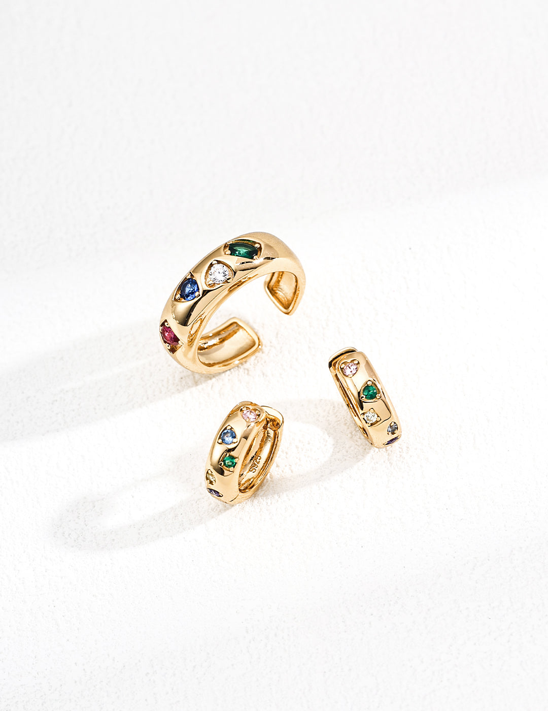 SENLORE Vintage Zircon Earrings – Front View