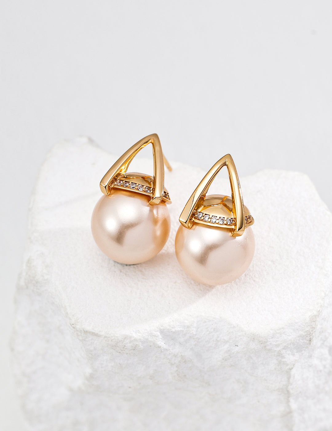 Round Pearl Earrings — 18K Gold Vermeil, natural freshwater pearl | SENLORE