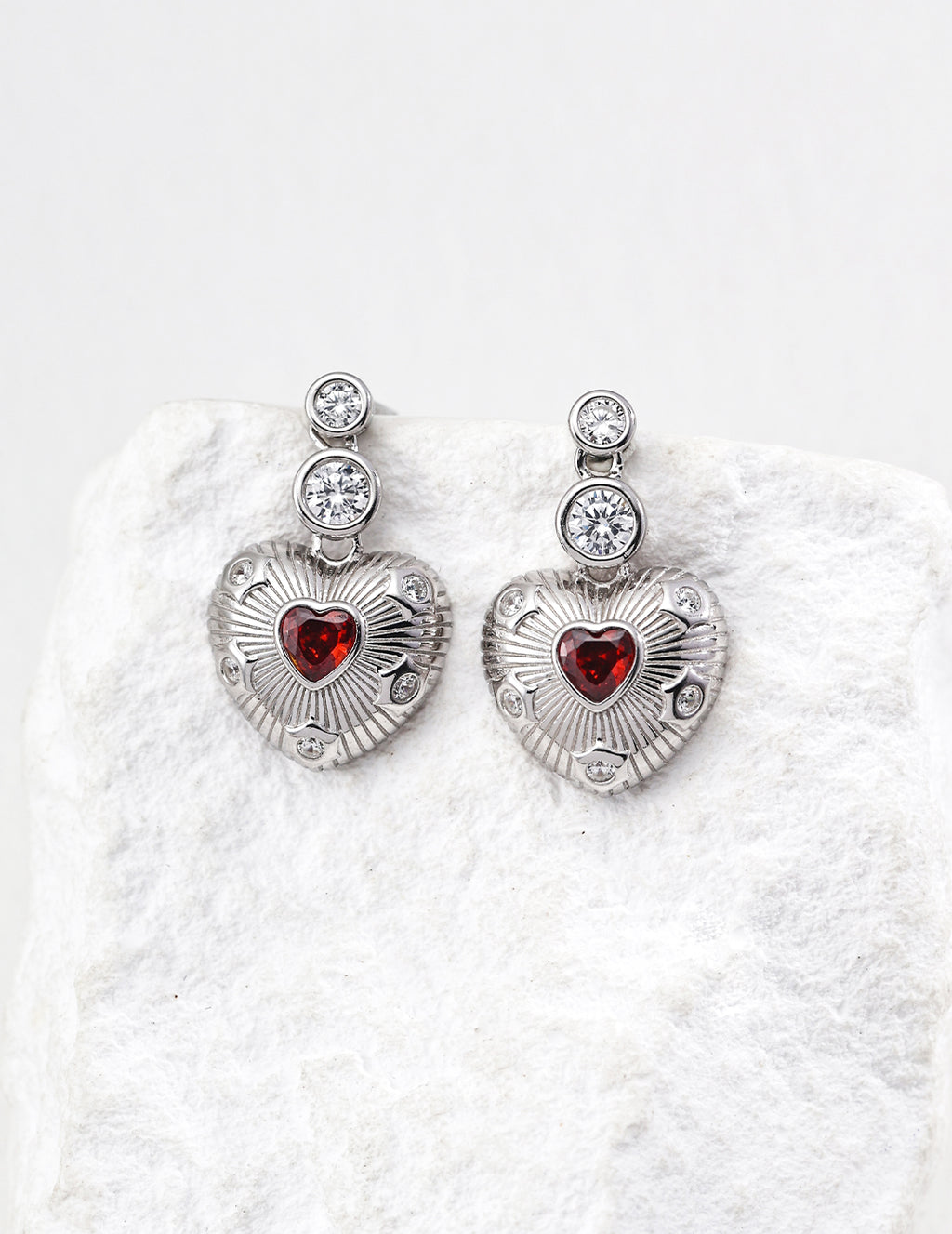 SENLORE Gothic Style Earrings – Lifestyle Shot