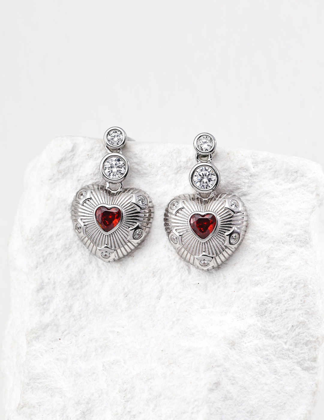 SENLORE Gothic Style Earrings – Lifestyle Shot