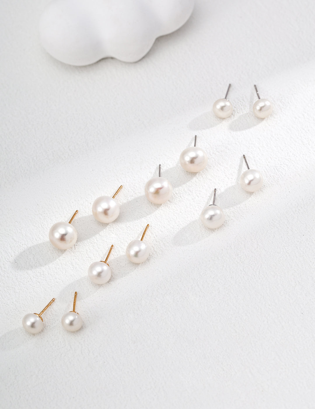 SENLORE Minimalist Natural Pearl Earrings – Side View