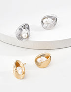 SENLORE Minimalist Pearl Earrings – Front View